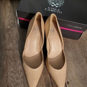 Vince Camuto Tan Heels